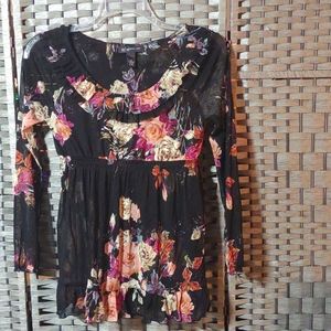 I.N.C. International Concepts Nylon Floral Blouse Empire Waist